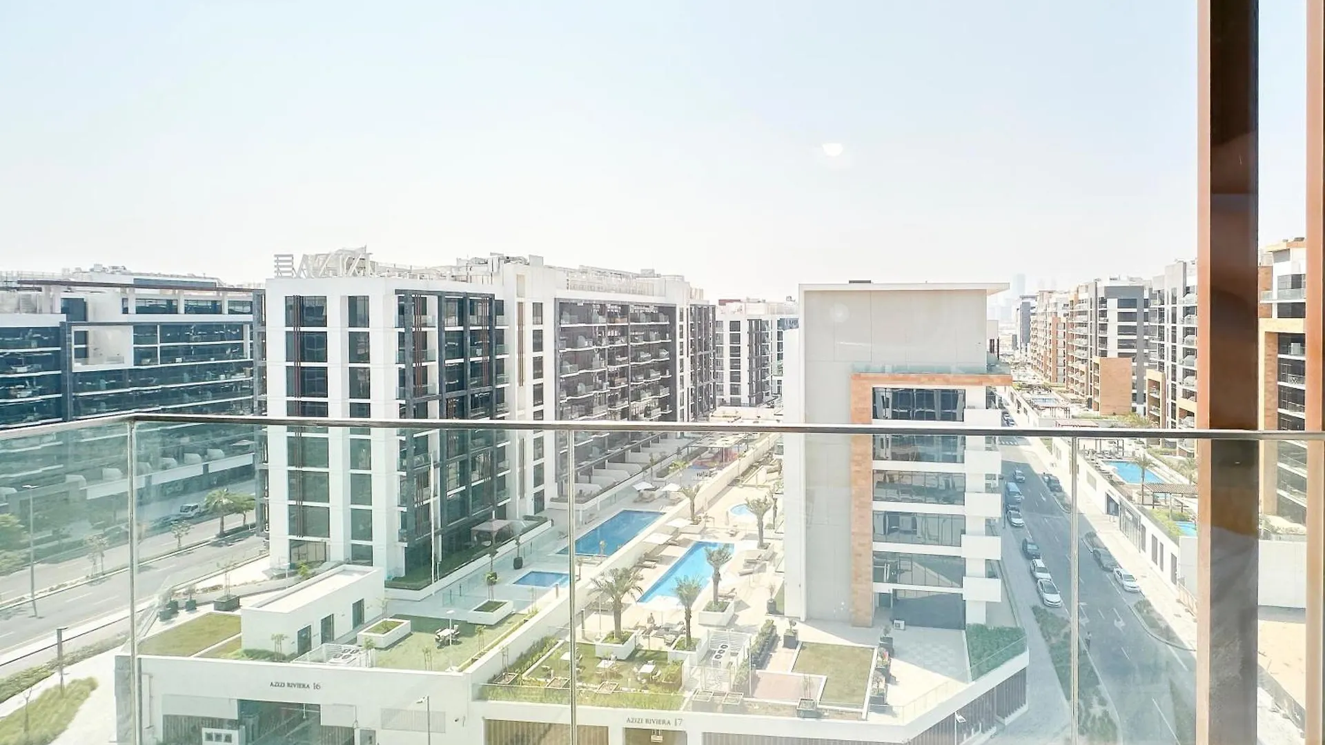 Stylish 3Br Apartment With Burj Khalifa & Pool Views Dubai