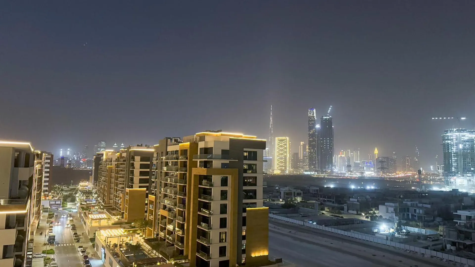 Stylish 3Br Apartment With Burj Khalifa & Pool Views Dubai United Arab Emirates